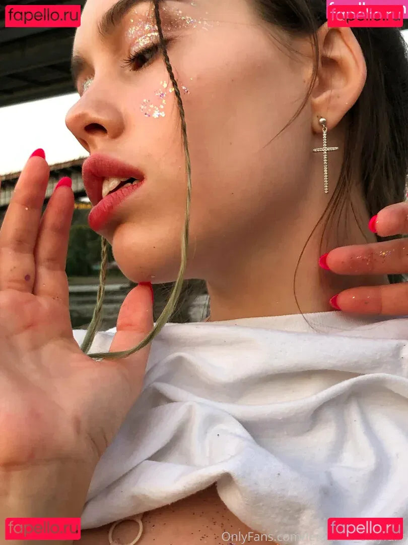 lera_lera_ Onlyfans Photo Gallery 