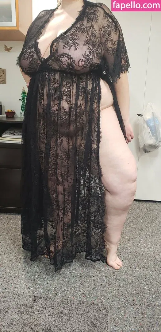 emiscutie Onlyfans Photo Gallery 