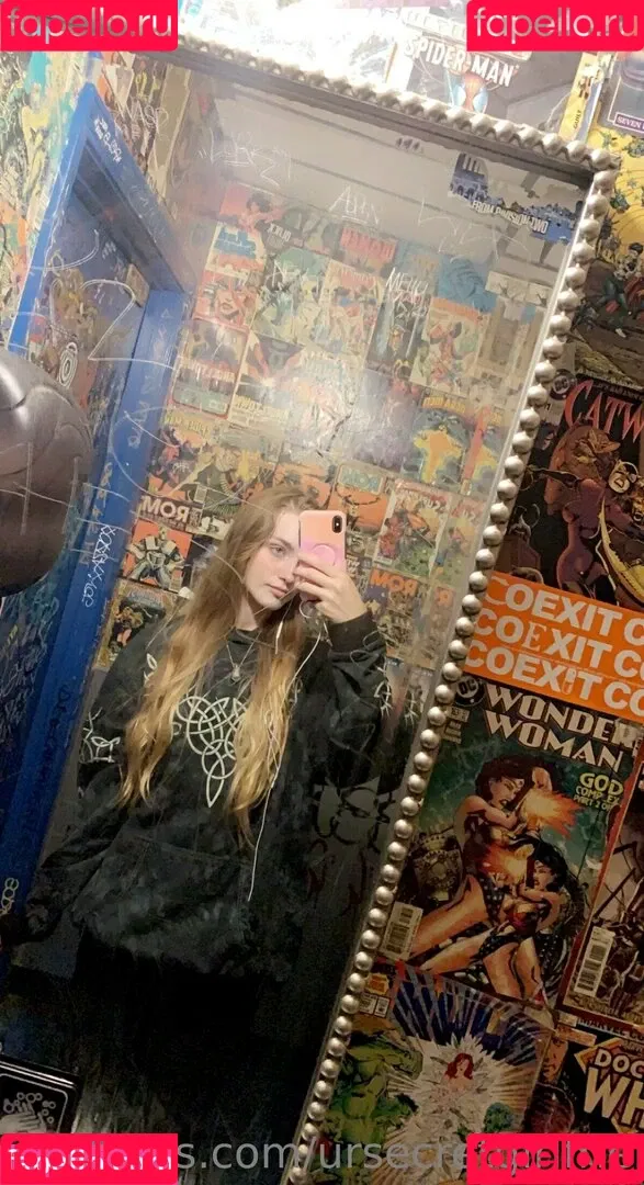 ursecretgirlfriend Onlyfans Photo Gallery 