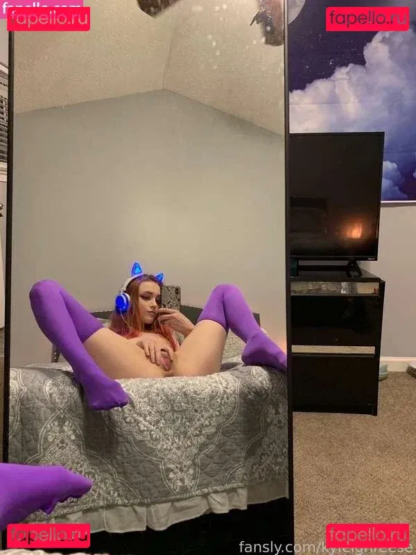 ursecretgirlfriend Onlyfans Photo Gallery 