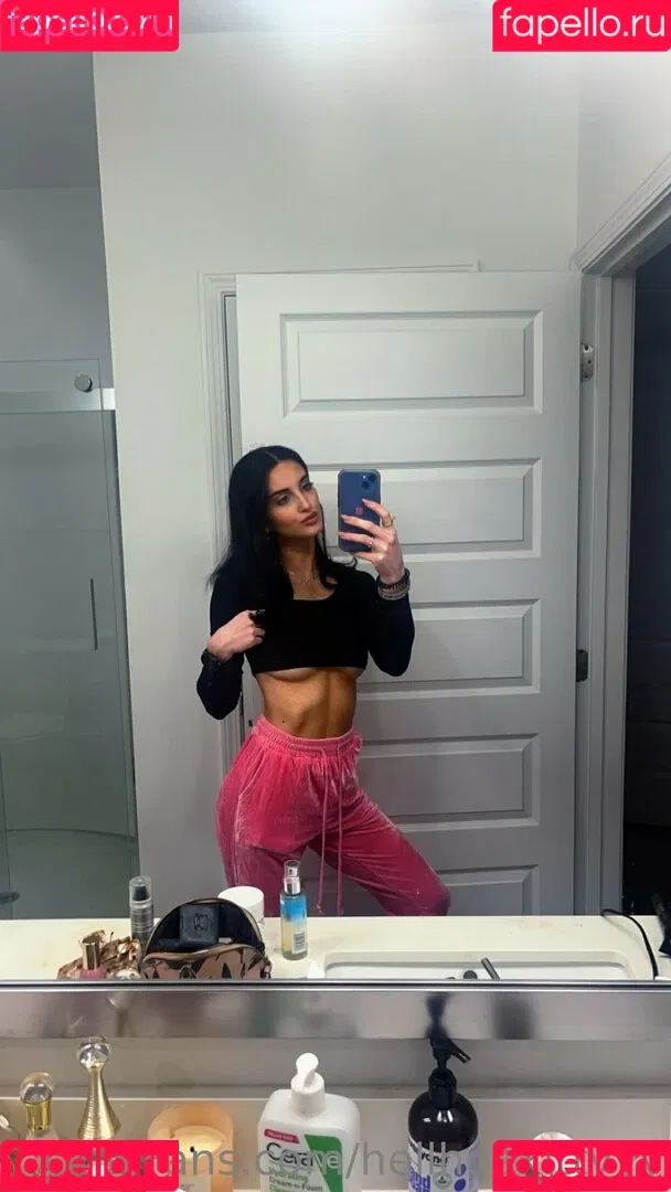 carolineeex Onlyfans Photo Gallery 