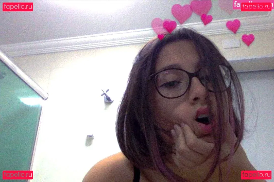 carolineeex Onlyfans Photo Gallery 