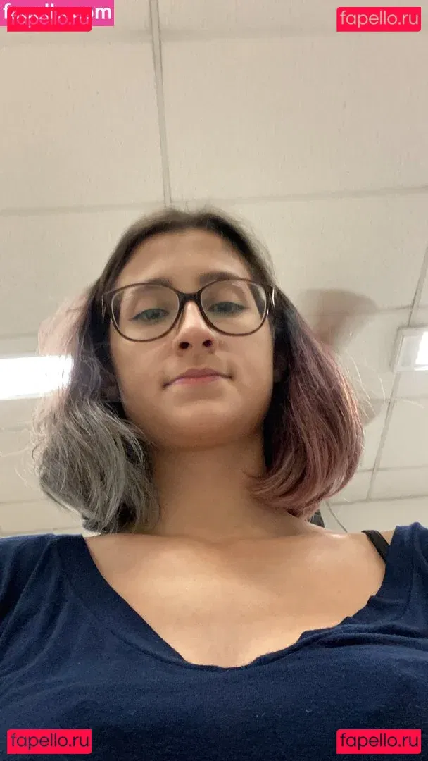 carolineeex Onlyfans Photo Gallery 