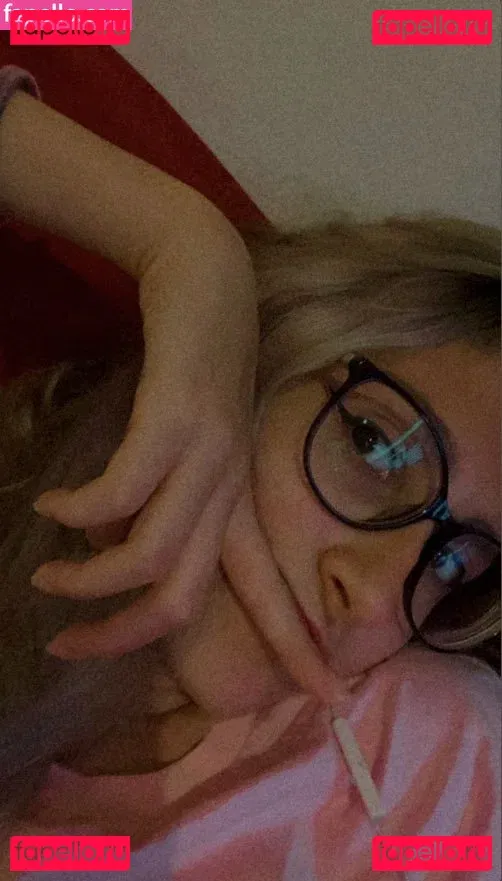 carolineeex Onlyfans Photo Gallery 