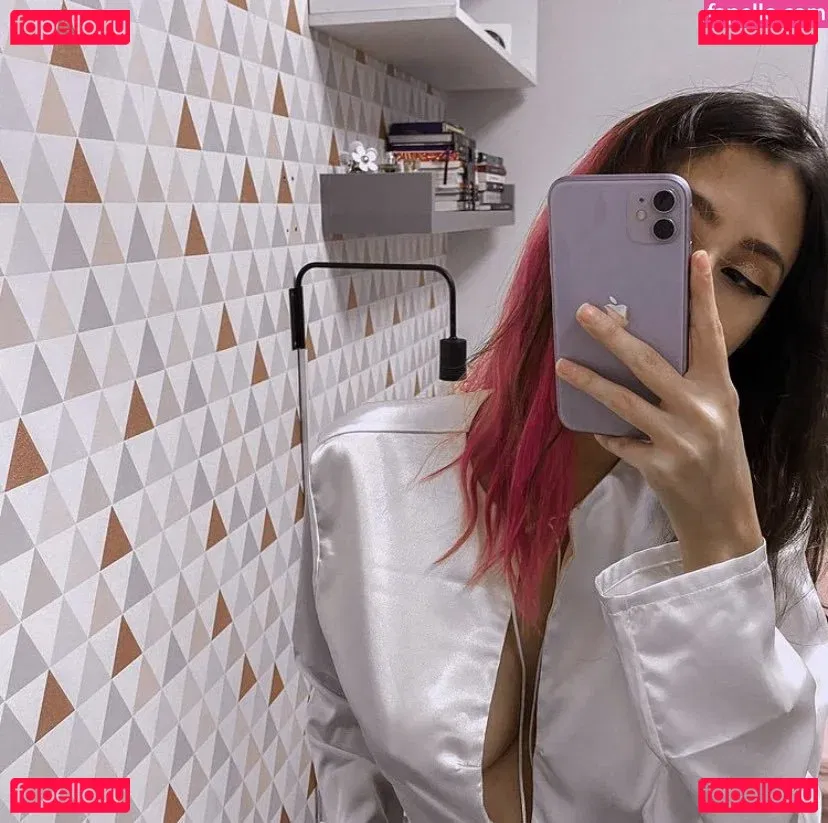 carolineeex Onlyfans Photo Gallery 