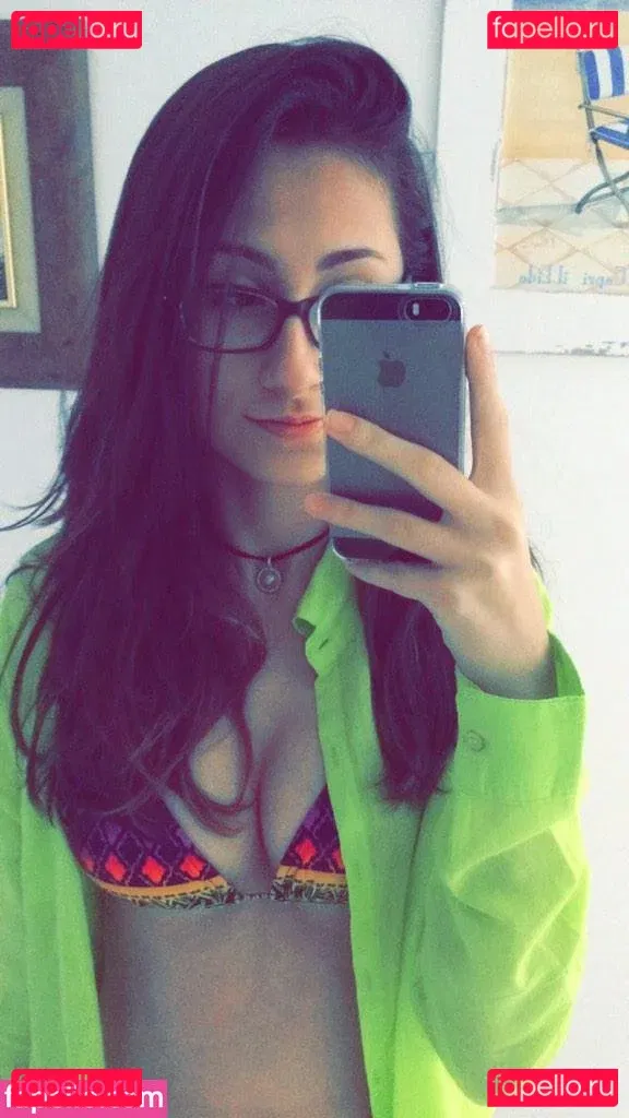 carolineeex Onlyfans Photo Gallery 