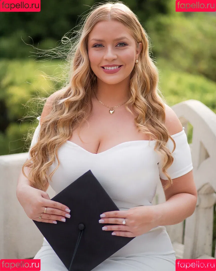 Amanda R Onlyfans Photo Gallery 