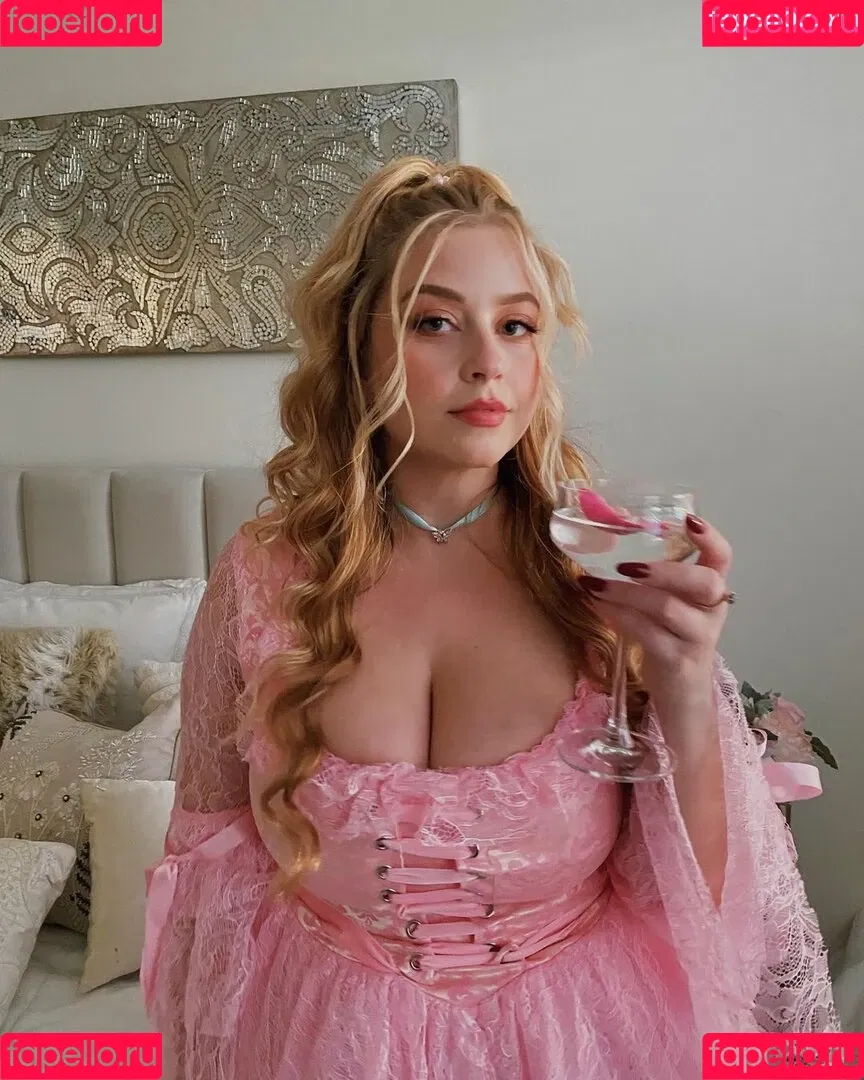 Amanda R Onlyfans Photo Gallery 