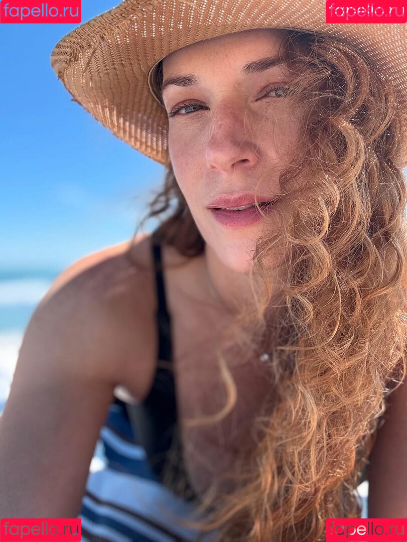 Amanda R Onlyfans Photo Gallery 