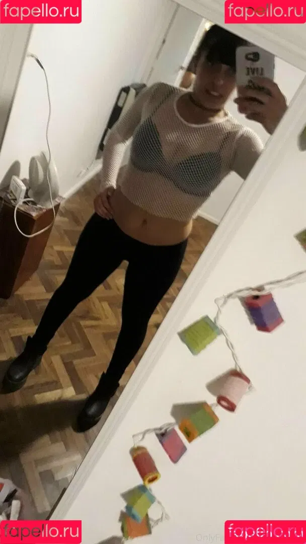 peachvicco Onlyfans Photo Gallery 