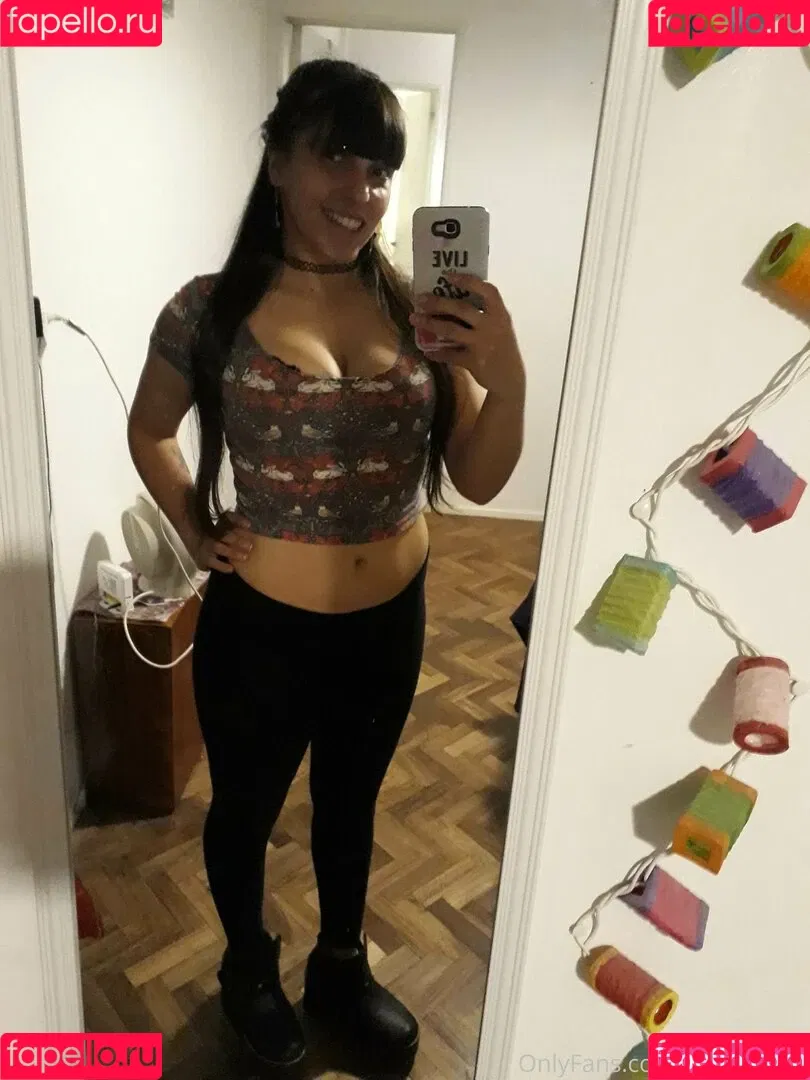 peachvicco Onlyfans Photo Gallery 
