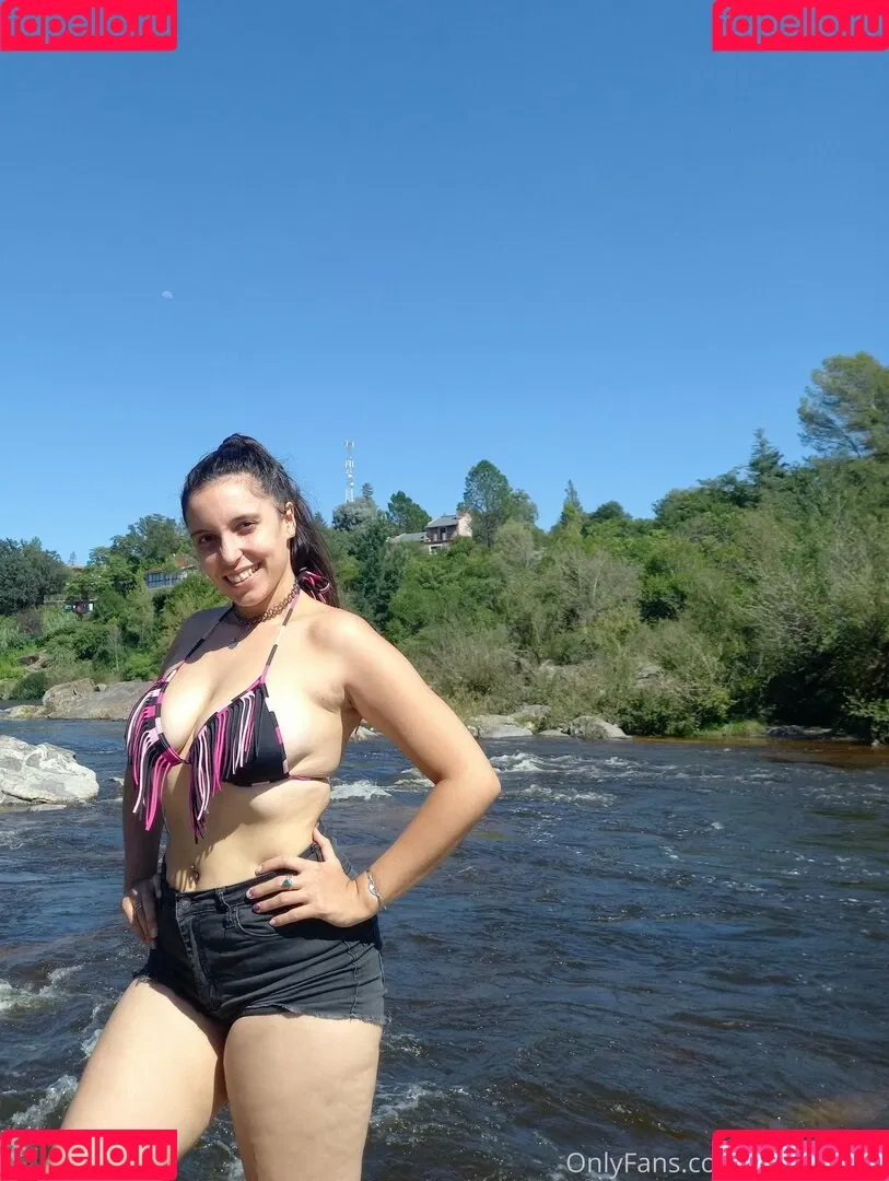 peachvicco Onlyfans Photo Gallery 