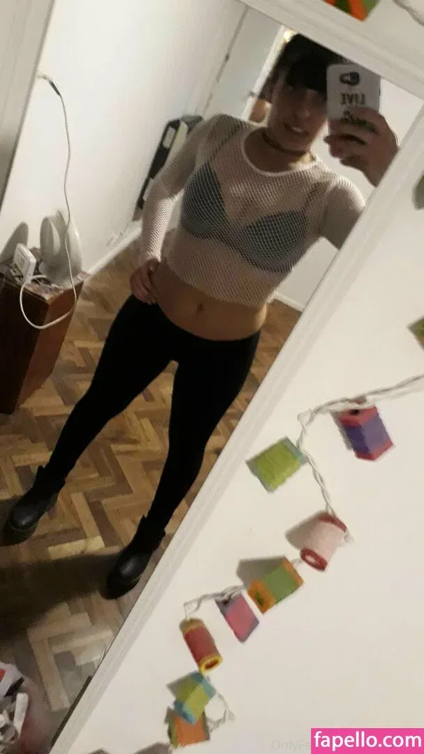 peachvicco Onlyfans Photo Gallery 