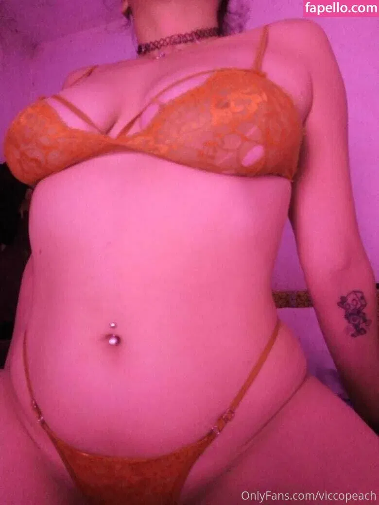 peachvicco Onlyfans Photo Gallery 