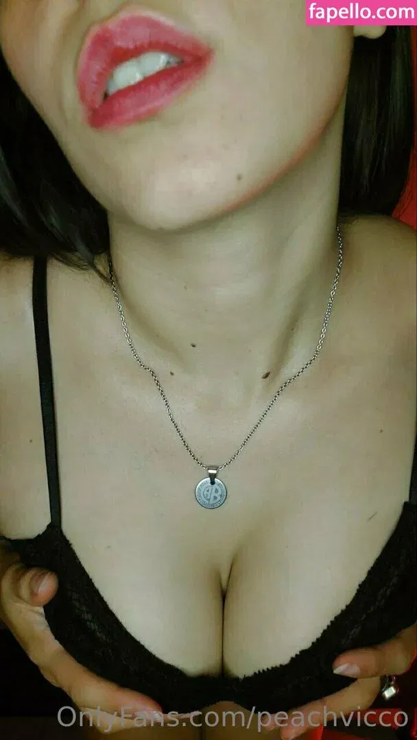 peachvicco Onlyfans Photo Gallery 