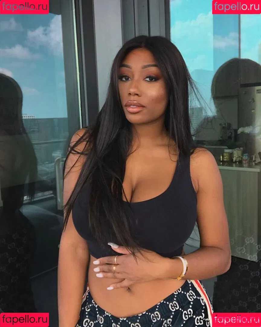 Vivi Panamera Onlyfans Photo Gallery 