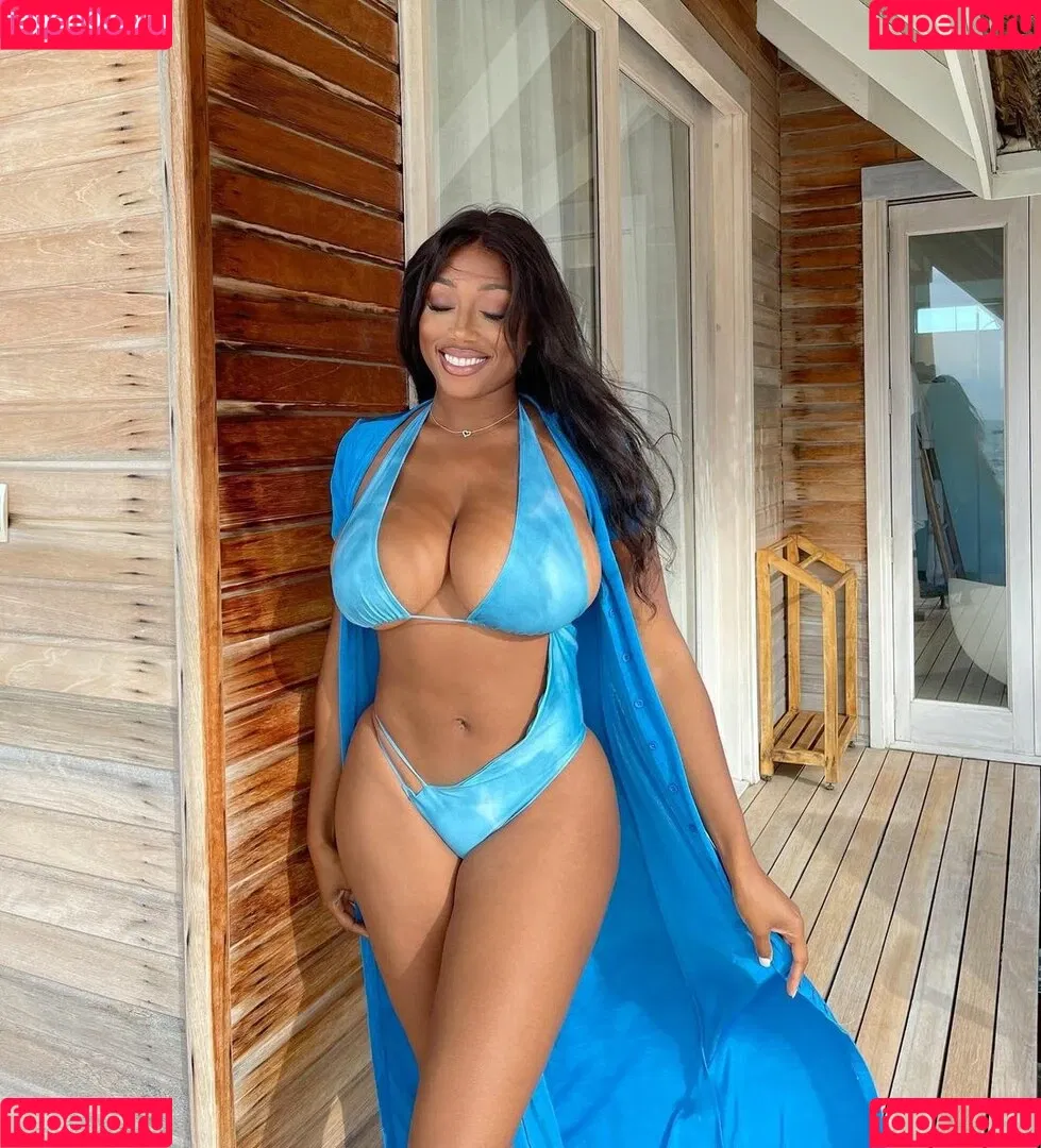 Vivi Panamera Onlyfans Photo Gallery 