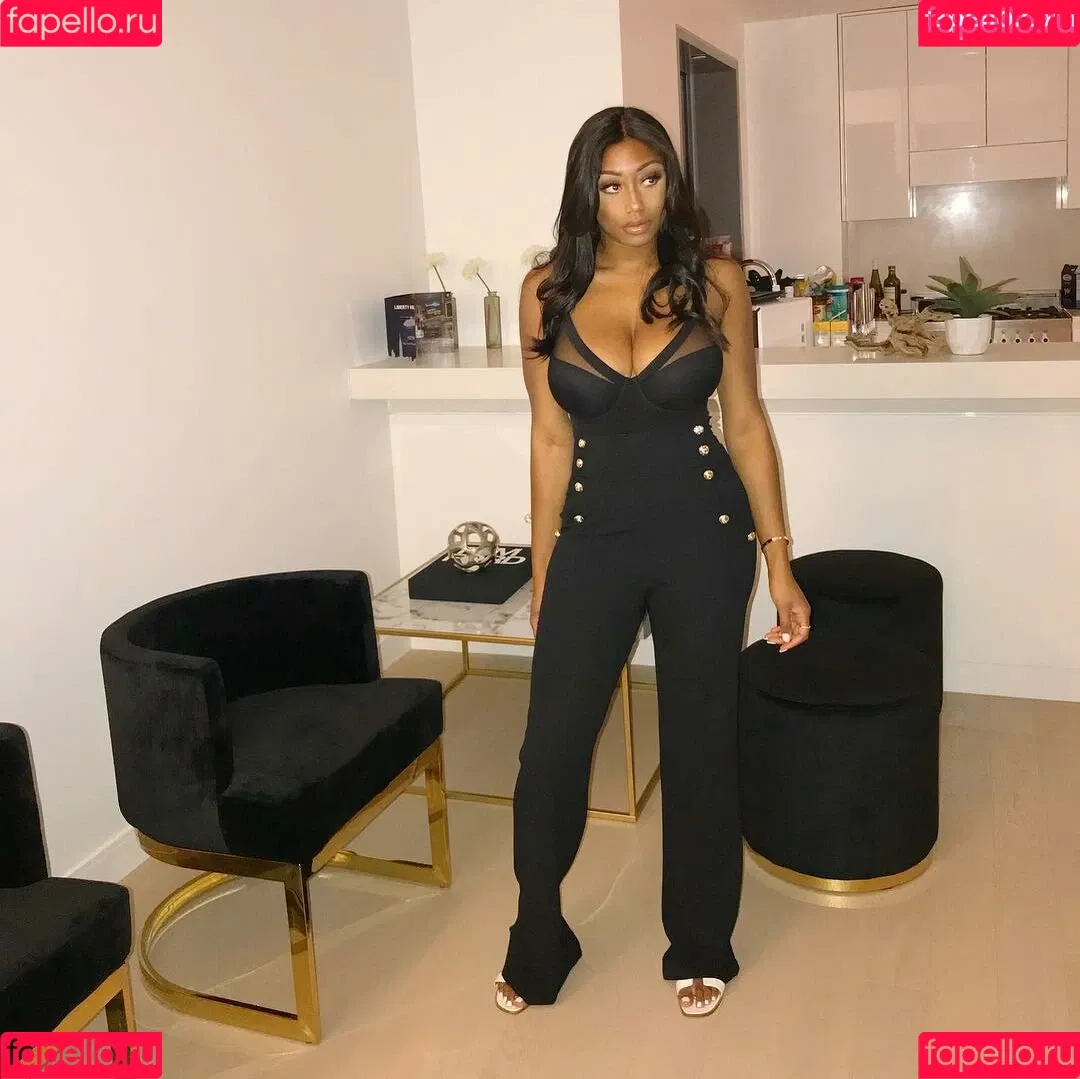Vivi Panamera Onlyfans Photo Gallery 