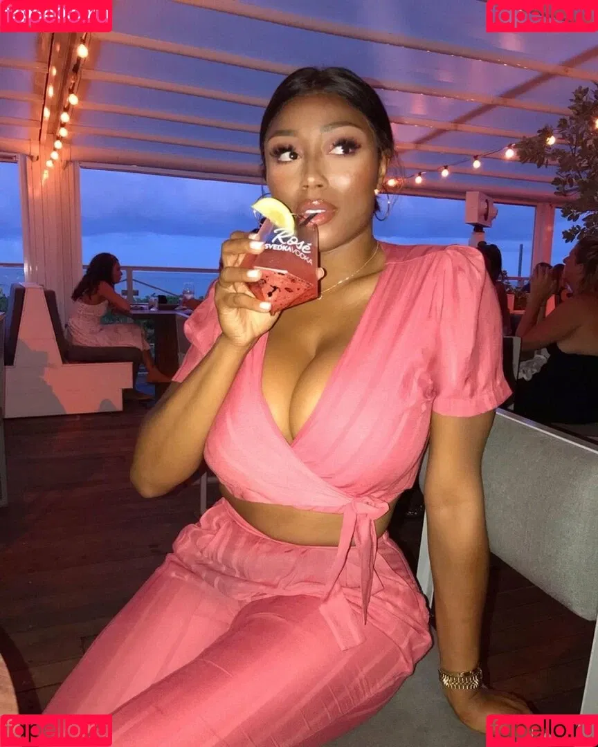 Vivi Panamera Onlyfans Photo Gallery 