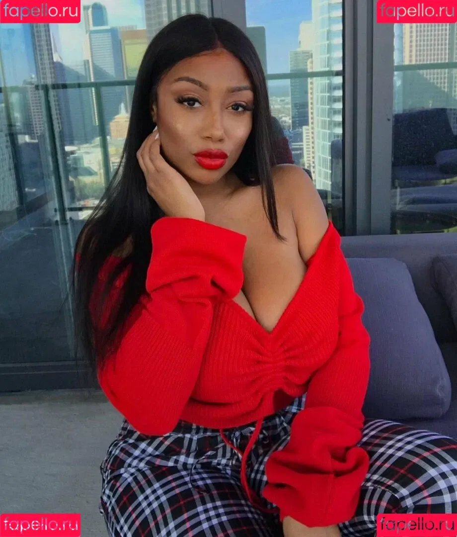 Vivi Panamera Onlyfans Photo Gallery 
