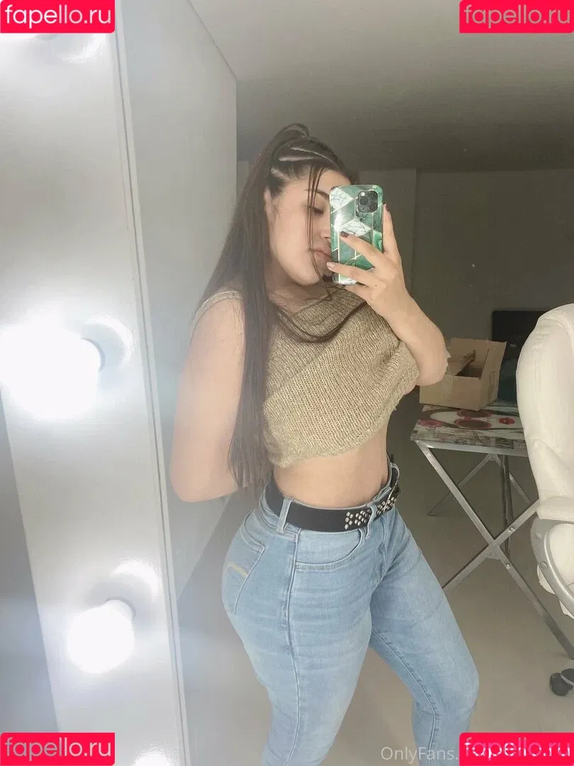 poliamor Onlyfans Photo Gallery 