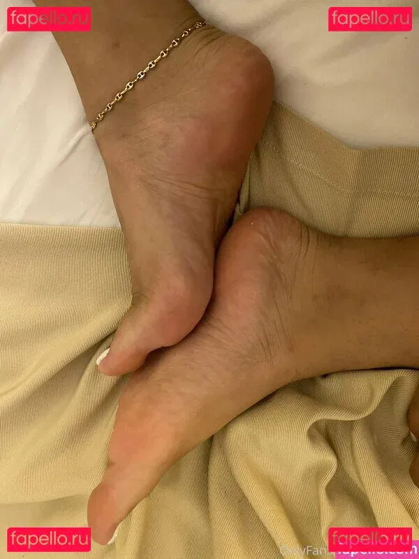 poliamor Onlyfans Photo Gallery 