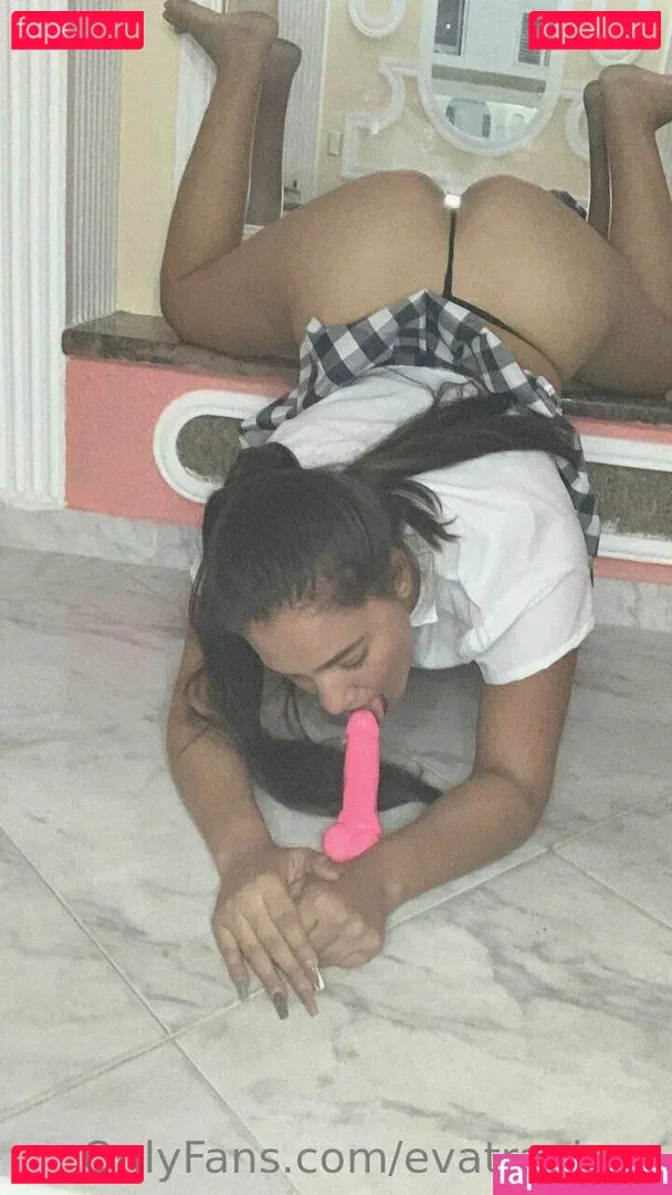 evatraviesa Onlyfans Photo Gallery 