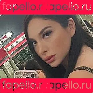 Leonasden Onlyfans Photo Gallery 