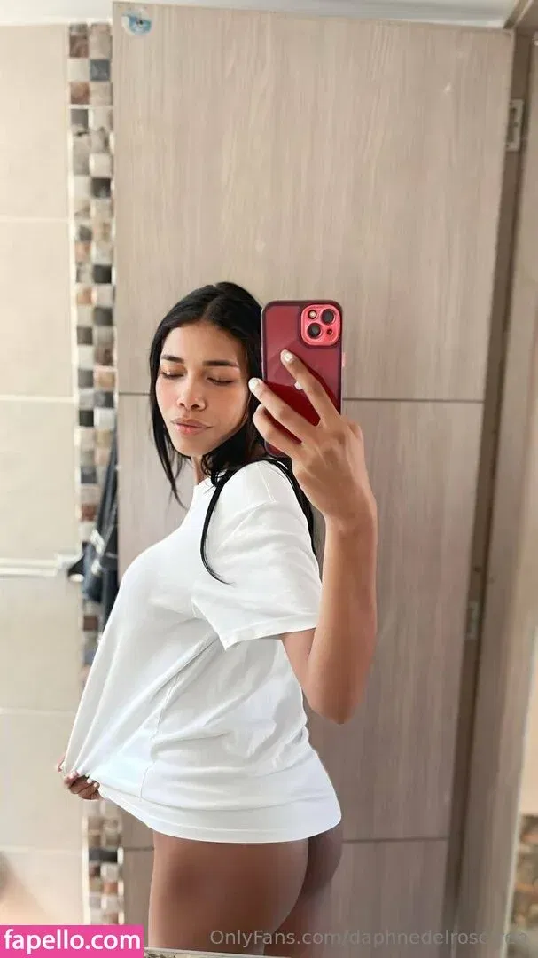 daphnedelrose Onlyfans Photo Gallery 