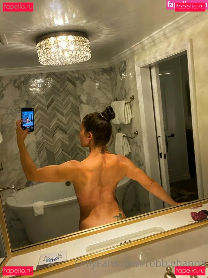 Robbie Hanna Onlyfans Photo Gallery 