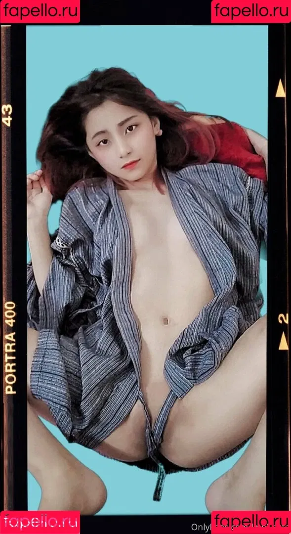 yuumeilyn Onlyfans Photo Gallery 