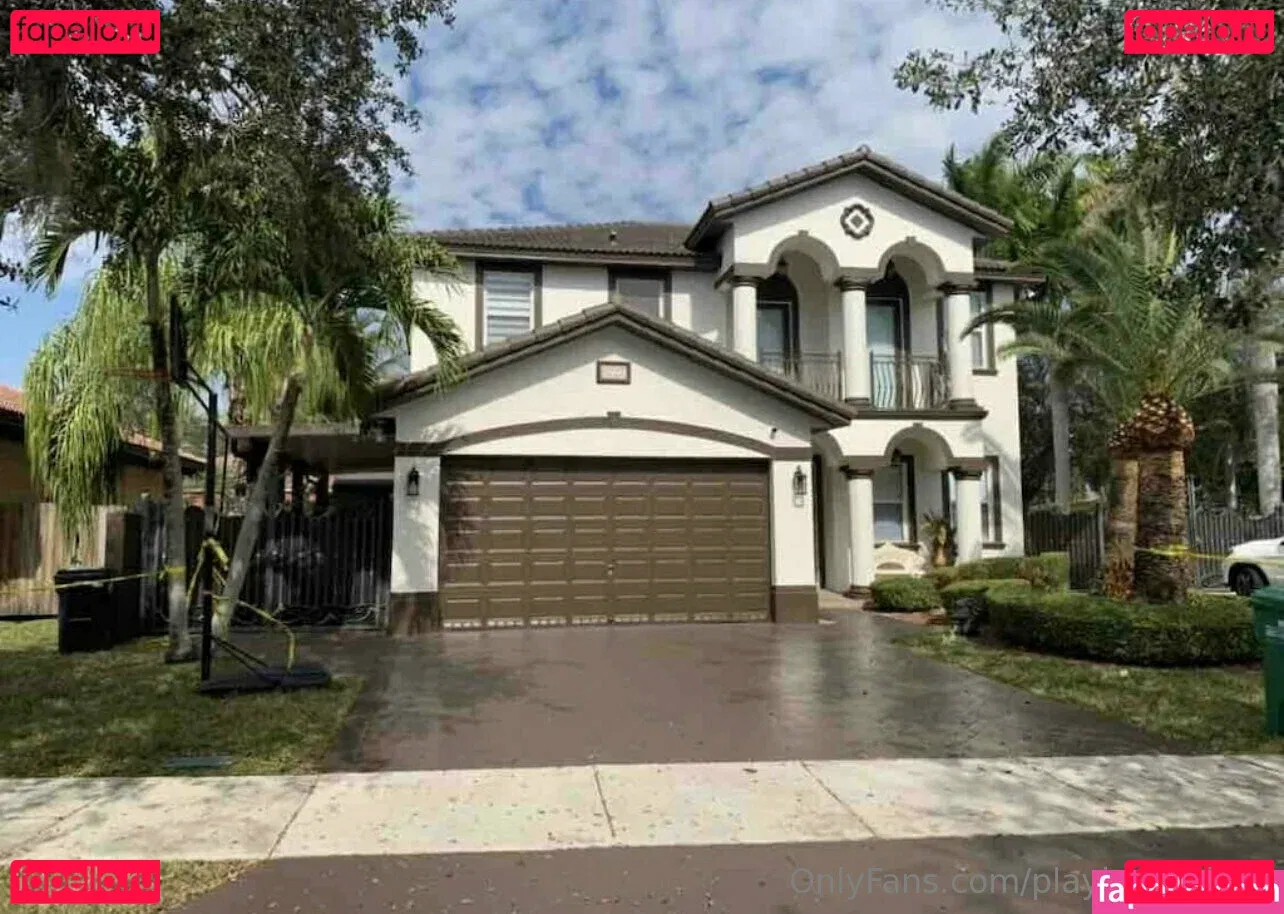 playhousefans Onlyfans Photo Gallery 