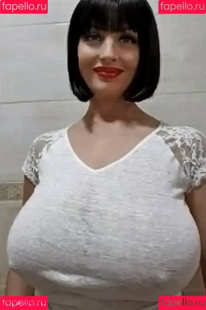 Lisa Bukawski Onlyfans Photo Gallery 