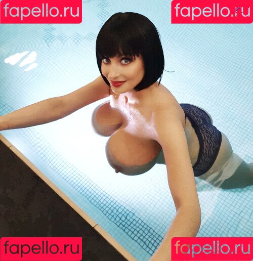 Lisa Bukawski Onlyfans Photo Gallery 