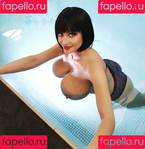 Lisa Bukawski Onlyfans Photo Gallery 