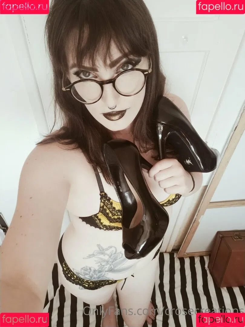crosecreations Onlyfans Photo Gallery 
