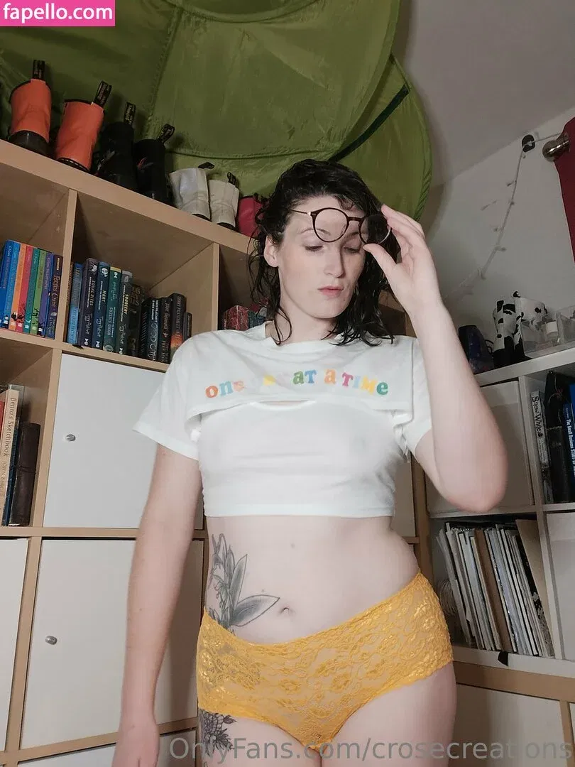 crosecreations Onlyfans Photo Gallery 