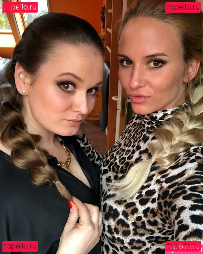 Natasha Thomsen Onlyfans Photo Gallery 