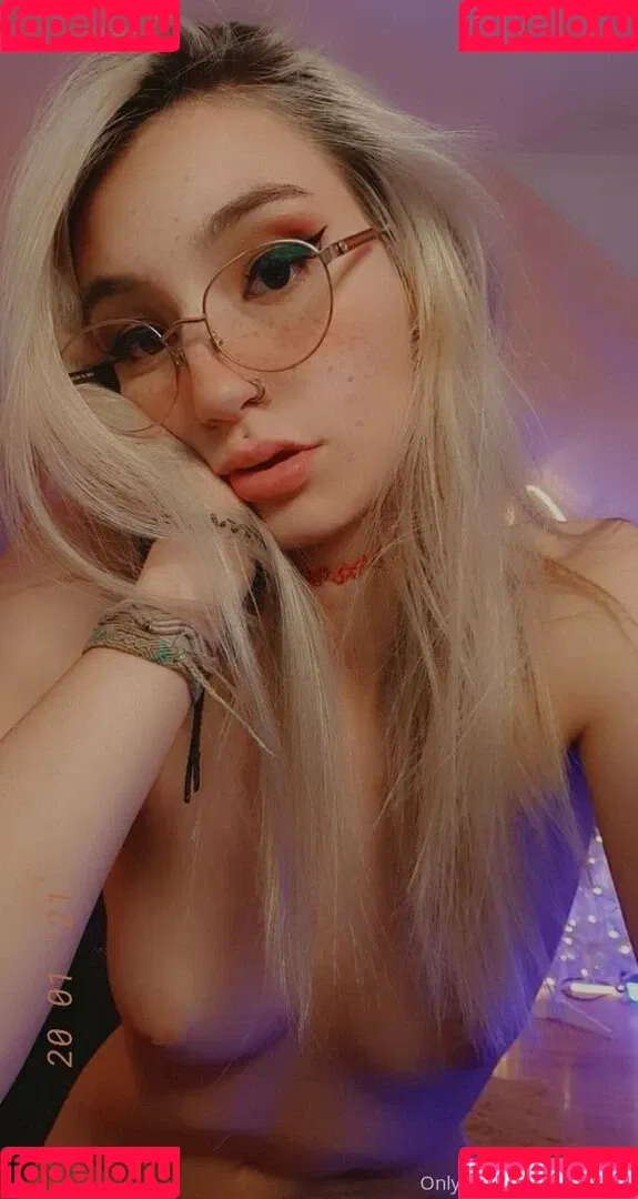 MissHowl Onlyfans Photo Gallery 