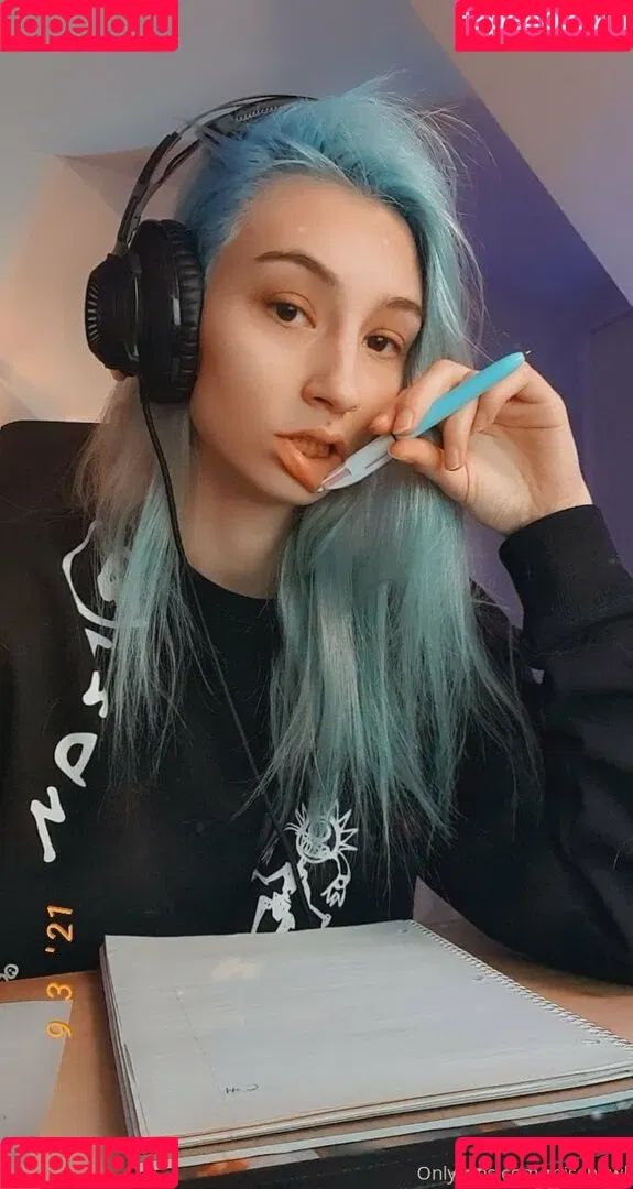 MissHowl Onlyfans Photo Gallery 