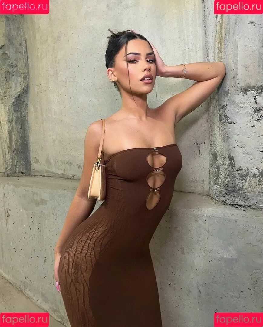 Leah Halton Onlyfans Photo Gallery 