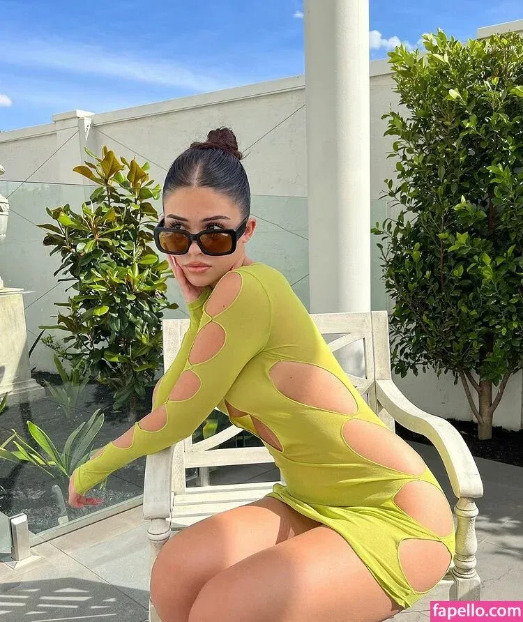 Leah Halton Onlyfans Photo Gallery 