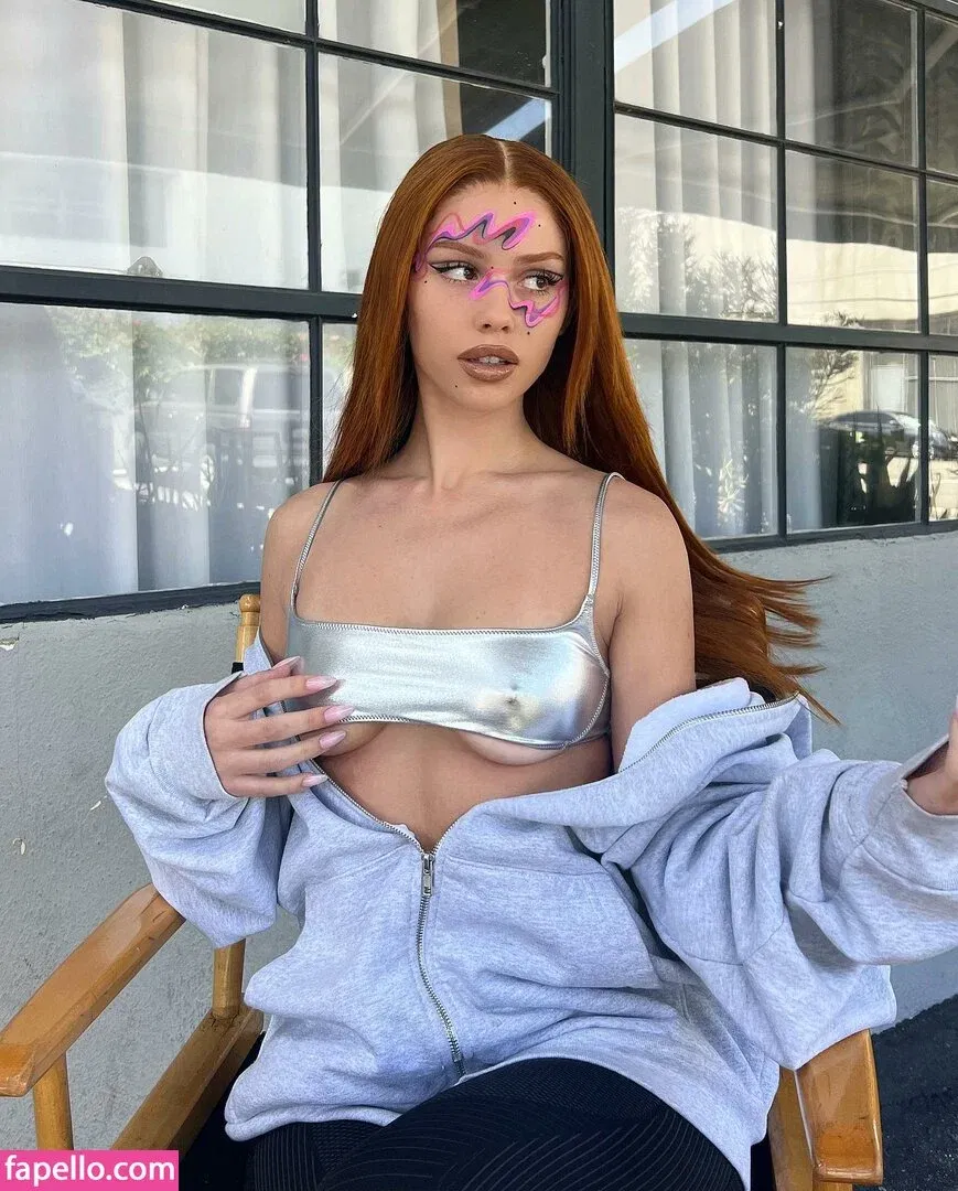 Leah Halton Onlyfans Photo Gallery 