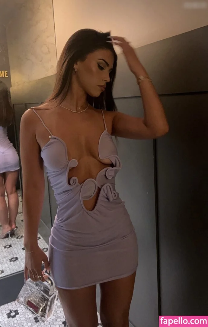 Leah Halton Onlyfans Photo Gallery 