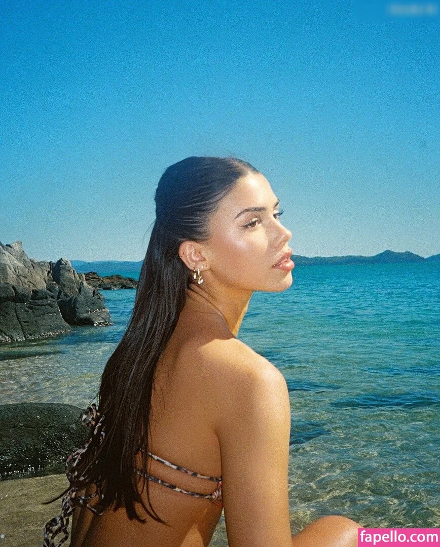 Leah Halton Onlyfans Photo Gallery 