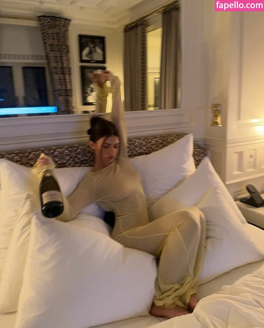 Leah Halton Onlyfans Photo Gallery 