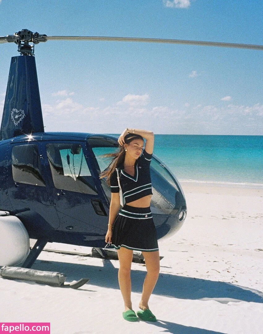 Leah Halton Onlyfans Photo Gallery 