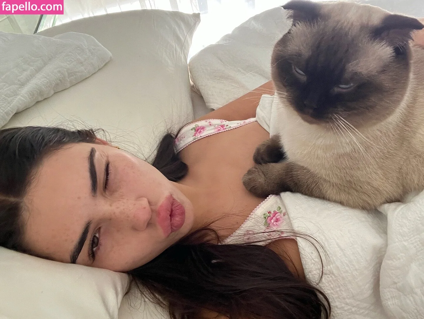 Leah Halton Onlyfans Photo Gallery 