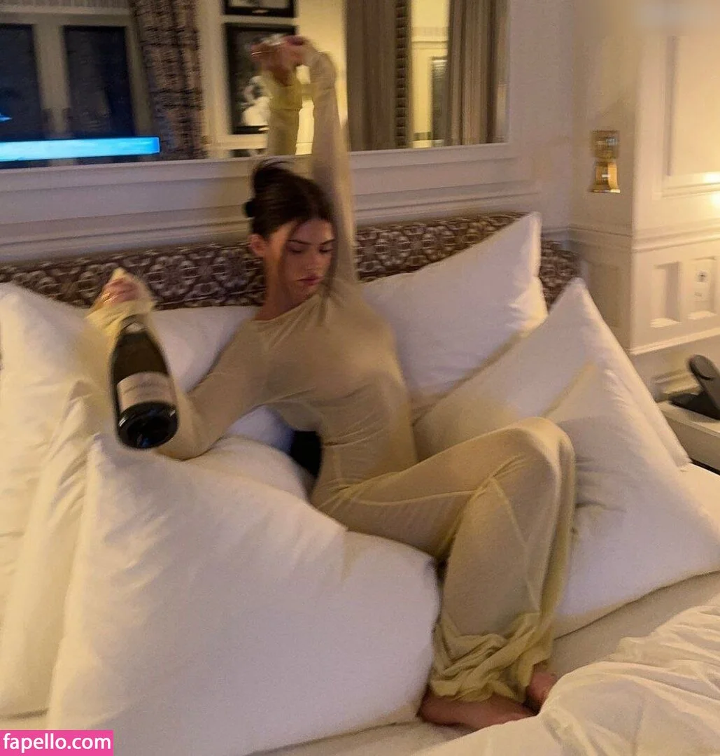 Leah Halton Onlyfans Photo Gallery 