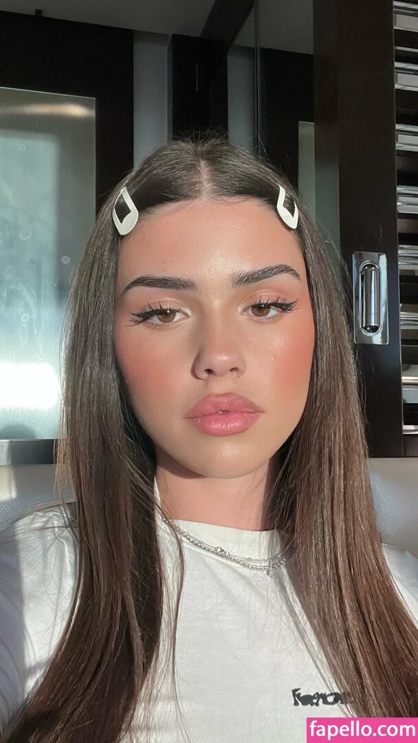 Leah Halton Onlyfans Photo Gallery 